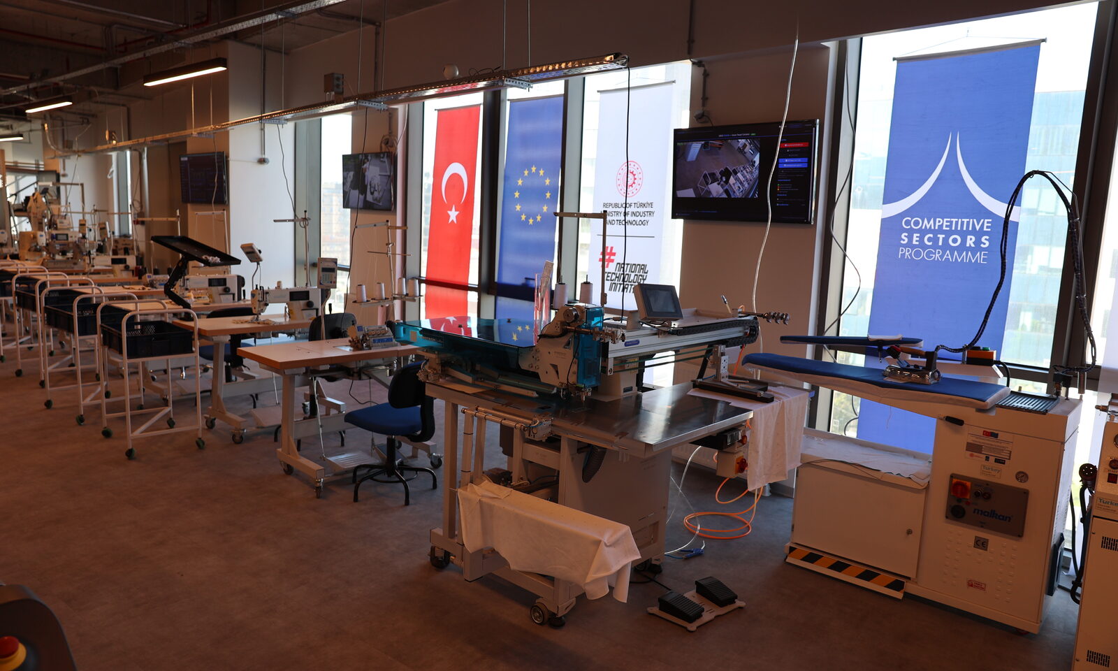İHKİB Dijital Dönüşüm Merkezi uygulama atölyesi
